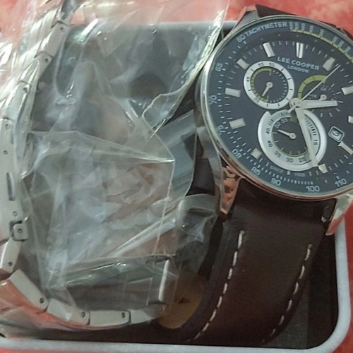 Lee Cooper LC07403.390 watch like new with leather strap and bracelet