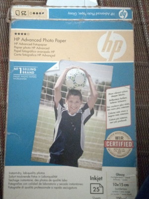 HP photo paper used for printing 25 photos