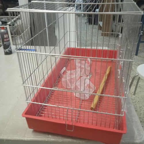 Birdcage for pet songbirds almost like new, dimensions 60x40x34 cm with three feeders