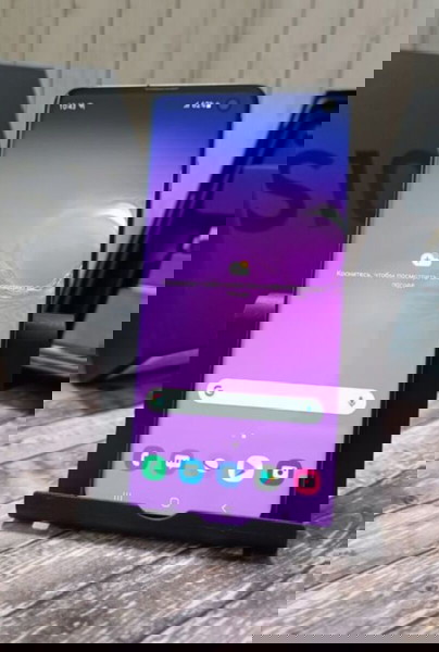 SAMSUNG S10 128/8