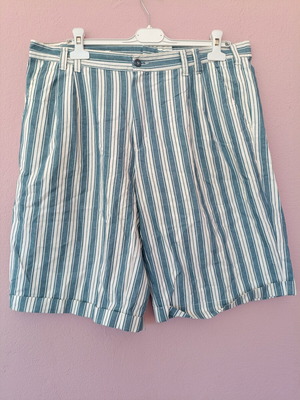 Unisex Vintage Bermuda Shorts with Blue and White Stripes, Like New