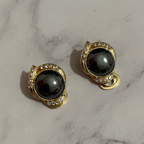 Earrings with clip, black stone and strass, like new