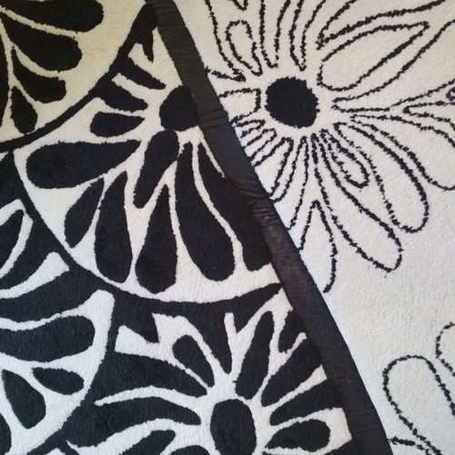 Christina Rossi Newplan rug like new, black and white, 1.60x2.30 m