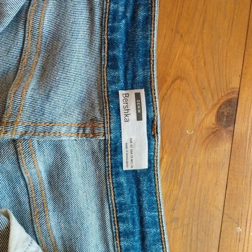 Bershka denim shorts like new, size L 40 12, blue