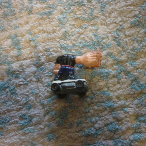 Fist Fight Punch Brass Knuckles figure used skateboardmania Savage Mondo Blitzers