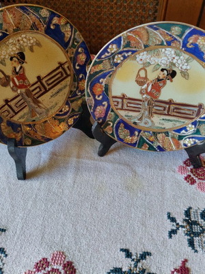 Satsuma handmade platters like new set