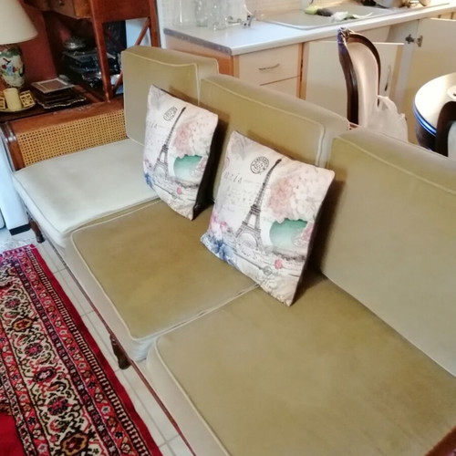 Vintage sofa with 2 armchairs used, good condition