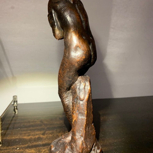 Louvre Museum statue replica used, La frileuse de Jean-Antoine Houdon