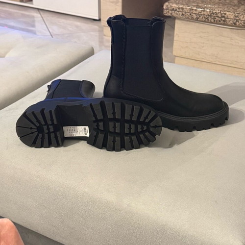 Only black ankle boots new size 37