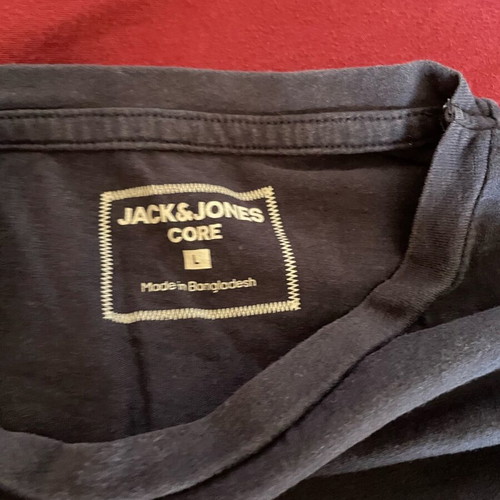 Jack and Jones T-shirt like new, size L