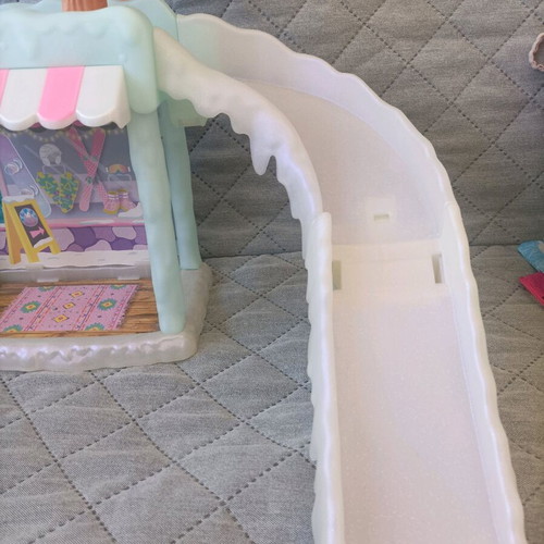 Mattel Enchantimals Miniature Ski Chalet toy used