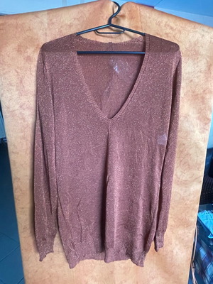 Branded women's long-sleeve blouse new, size Medium
