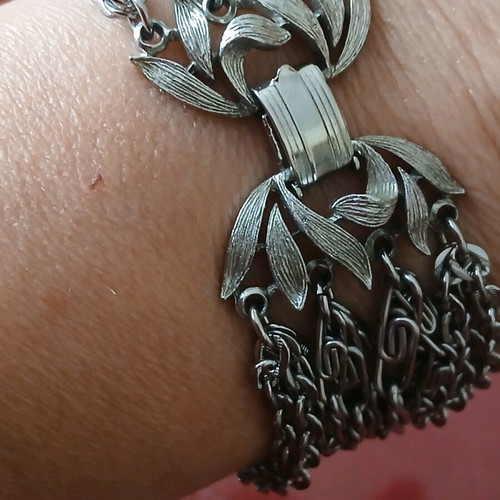 Bracelet Lisner 18 cm like new, good material