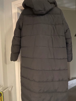Puffer jacket Only long like new, black, size L