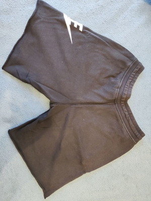 Nike shorts used, size large, black
