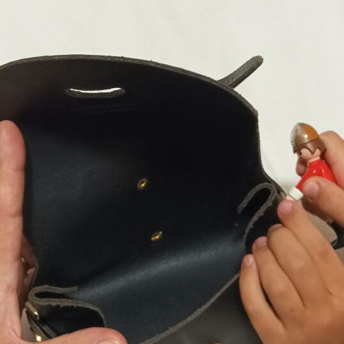 Leather handbag like new, black, timeless handmade design