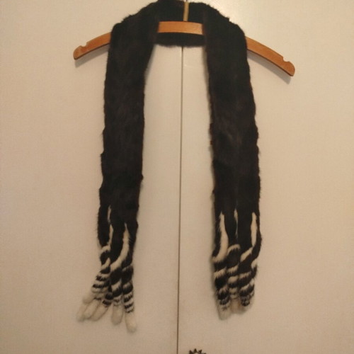 Real fur scarf like new, dark brown with white