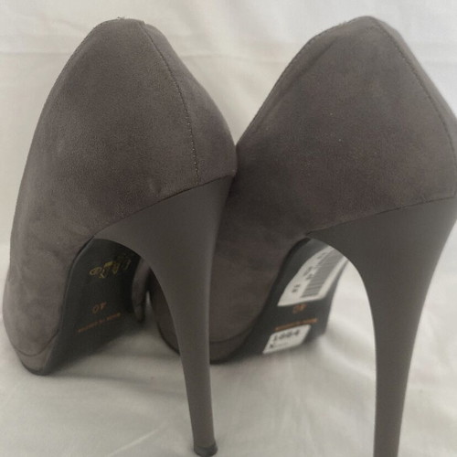 Exe gray suede pumps with 11 cm heel, like new, size 40