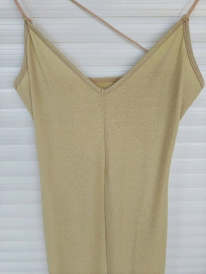 Gold dress like new with high slit, sexy for evening wear