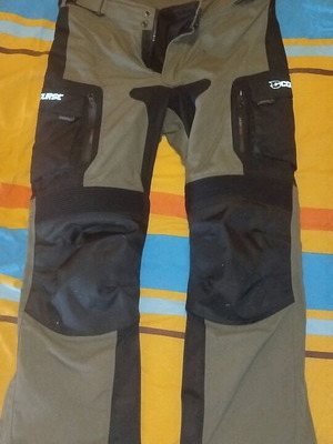 Course men's motorcycle pants like new with removable liners