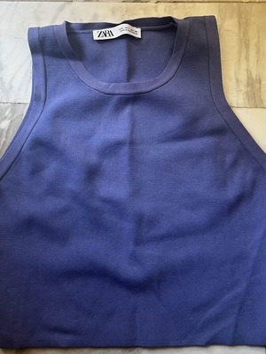 Zara sleeveless top blue, like new, size L