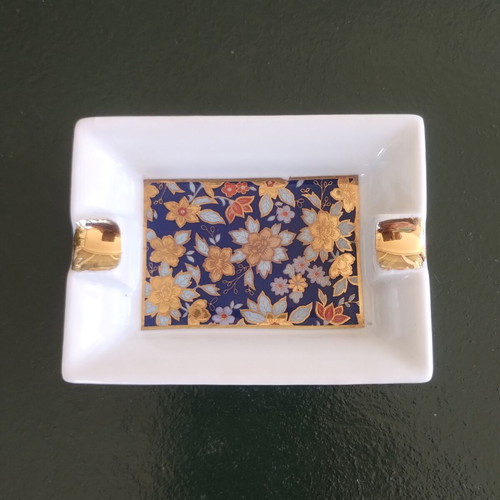 Porcelain ashtrays set of 2 with intricate blue and gold decoration
