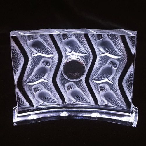 Lalique Hulotte table clock like new, French 1995