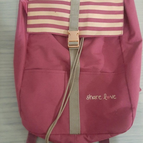 School bag used in good condition