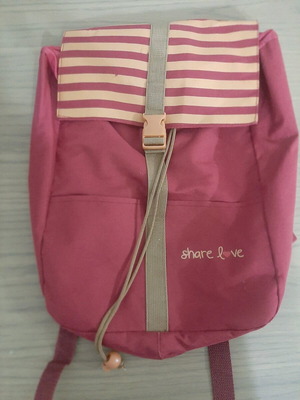 School bag used in good condition