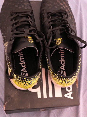 Admiral football shoes like new with hard rubber toe protection