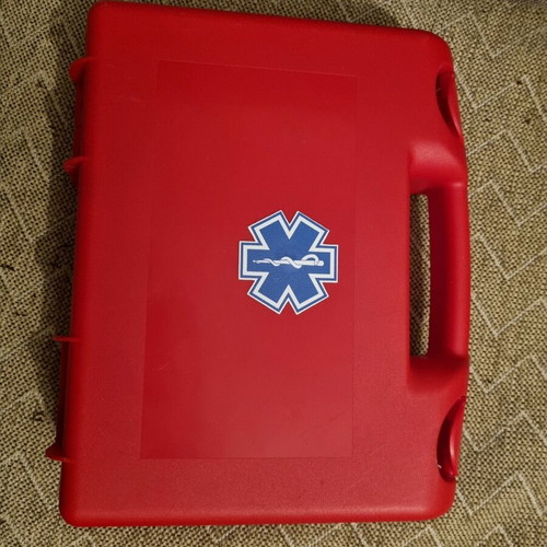 Car first aid kit box like new 25cm x 20cm