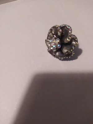 Rhinestone adjustable fashion ring black and silver like new
