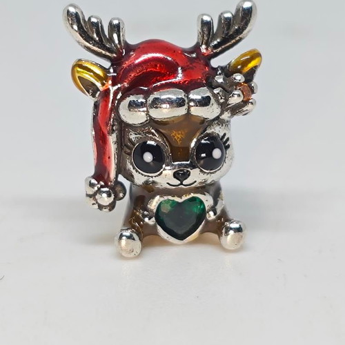 Christmas Charm Reindeer with Green Heart like new