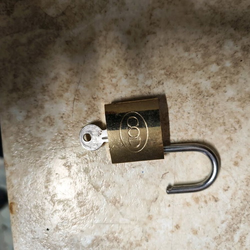 COD Candado X12 chrome-plated padlock like new