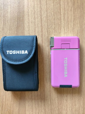 Toshiba Camileo S20 βιντεοκάμερα σαν καινούργια με θήκη