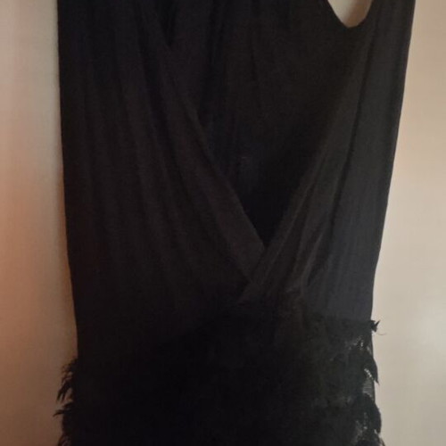 Black Dress like new with open back, size M