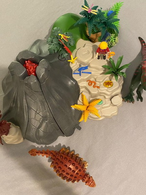 Playmobil Volcano with Dinosaurs used
