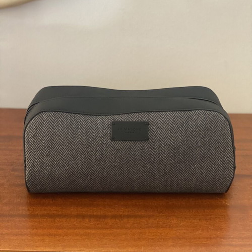 Jo Malone London men's cosmetic bag dopp kit like new, black and grey