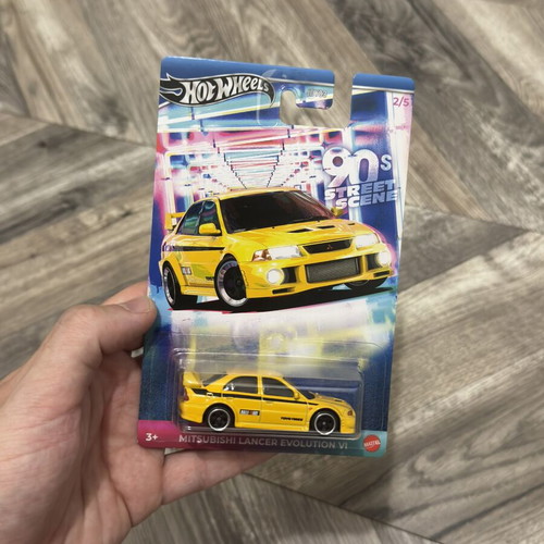 Hotwheels Mitsubishi Lancer Evolution VI new