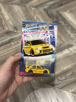 Hotwheels Mitsubishi Lancer Evolution VI new