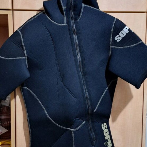 Sopras Sub short-sleeve wetsuit size 5 like new