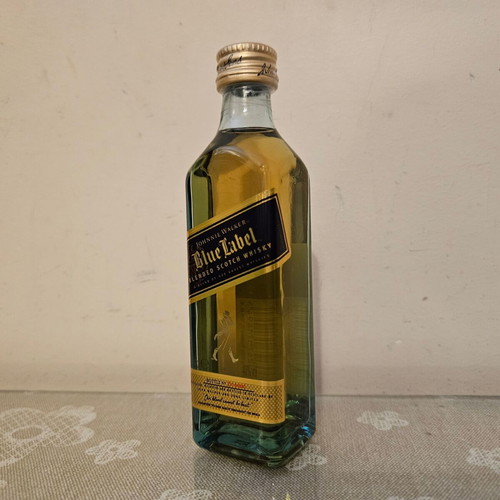 Johnnie Walker Blue Label Whisky miniature new, glass bottle 50ml