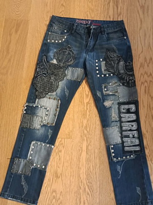 Biepa embroidered jeans like new, size M, blue