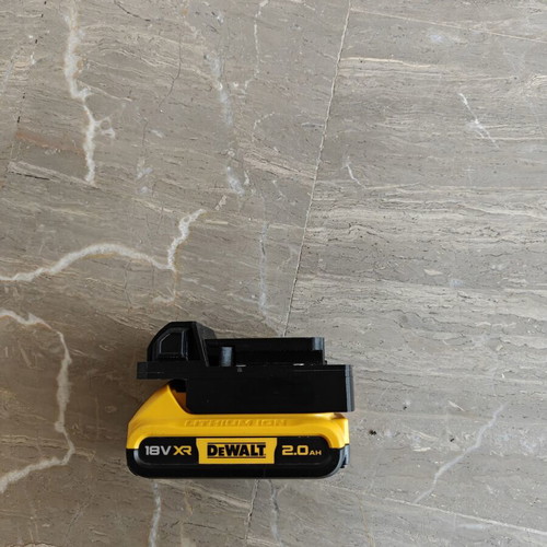 DeWalt 18v to Milwaukee M18 Tool Adapter new