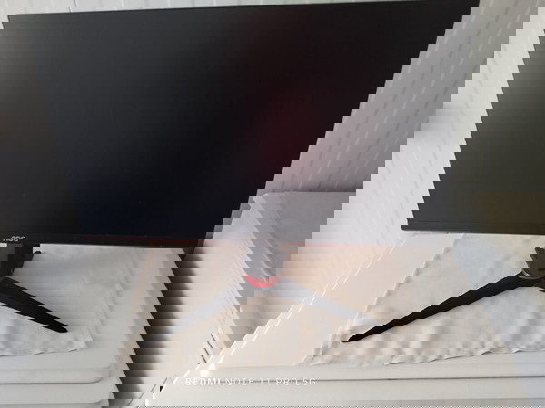Αoc 24αρα 144hz (1ms)Βάση Bratek γραφείου