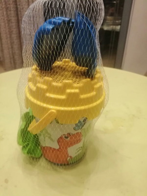 Sea bucket set new