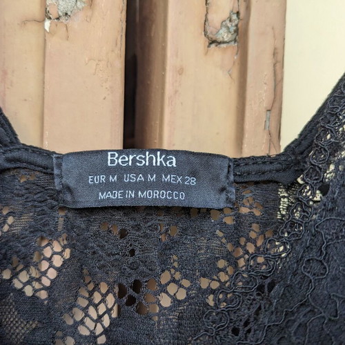 Bershka lace top black like new