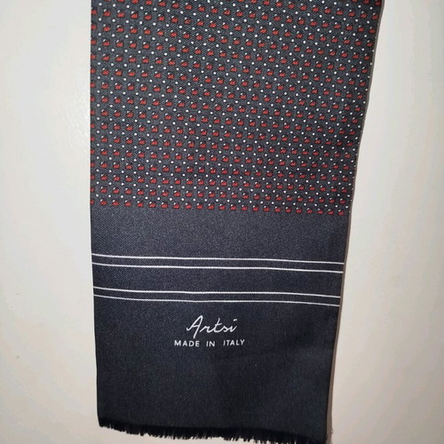 Scarf Artsi black with red and white dots like new