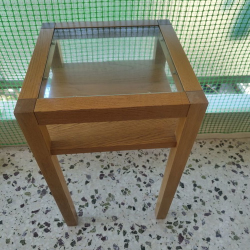 Neoset side table like new, natural wood with glass top
