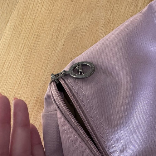 Longchamp Le Pliage laptop bag used, rotten apple color